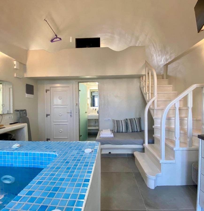 The Muses Of Santorini Private Jacuzzi Suites Vothon Exterior photo
